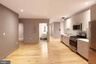Propiedad en alquiler con 5 habitaciones y 2 baños en Washington
