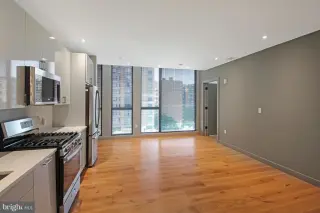 Propiedad en alquiler con 5 habitaciones y 2 baños en Washington
