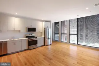 Propiedad en alquiler con 5 habitaciones y 2 baños en Washington
