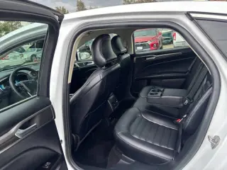 2018 Ford Fusion Hybrid SE