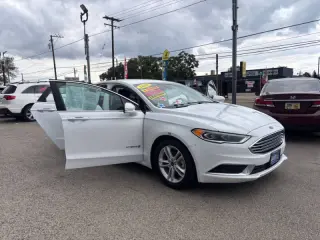 2018 Ford Fusion Hybrid SE