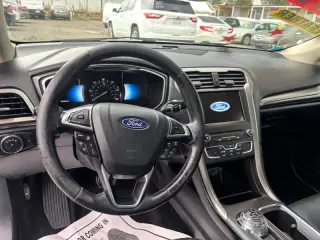 2018 Ford Fusion Hybrid SE