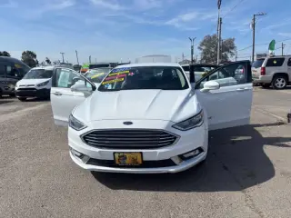 2017 Ford Fusion Hybrid SE