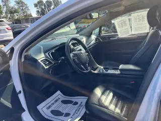 2017 Ford Fusion Hybrid SE
