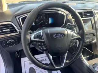 2017 Ford Fusion Hybrid SE