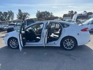 2017 Ford Fusion Hybrid SE