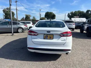 2017 Ford Fusion Hybrid SE