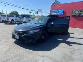 2019 Toyota Camry SE