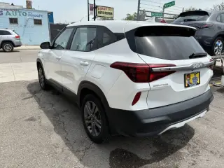 2023 Kia Seltos LX