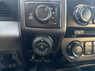 2017 Ford F-150 Platinum