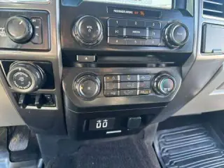 2017 Ford F-150 Platinum