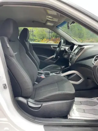 2017 Hyundai Veloster