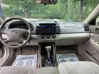 2003 Toyota Camry LE
