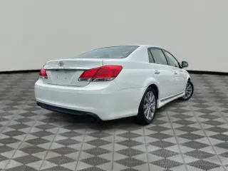 2011 Toyota Avalon
