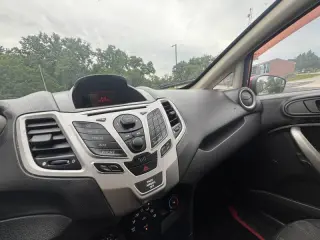 2011 Ford Fiesta SE
