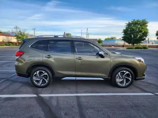 2023 Subaru Forester Touring
