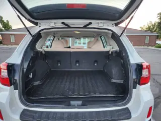 2017 Subaru Outback 2.5i