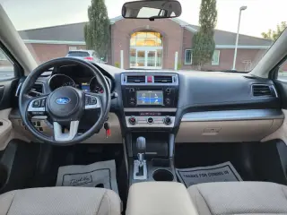 2017 Subaru Outback 2.5i