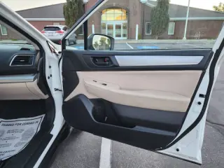 2017 Subaru Outback 2.5i