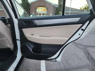 2017 Subaru Outback 2.5i