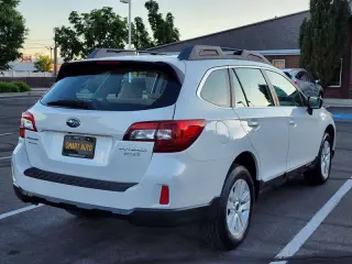 2017 Subaru Outback 2.5i