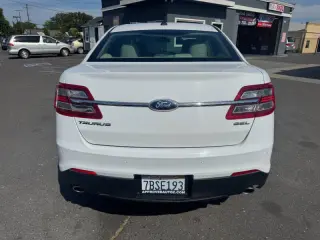 2013 Ford Taurus SEL