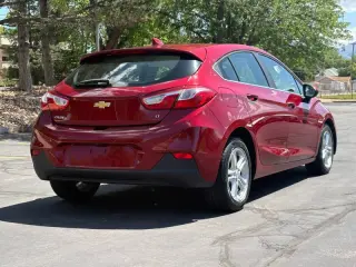 2018 Chevrolet Cruze LT Auto