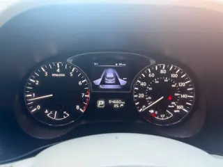 2015 Nissan Pathfinder SL