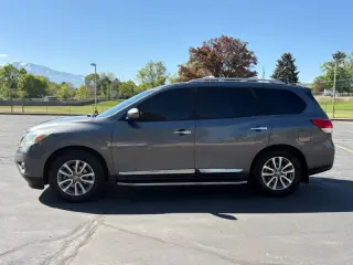 2015 Nissan Pathfinder SL