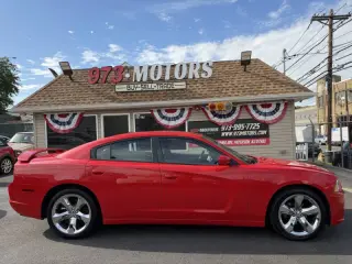2014 Dodge Charger SXT Plus
