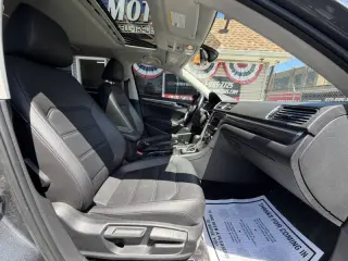 2017 Volkswagen Passat 1.8T SE