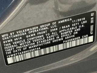 2017 Volkswagen Passat 1.8T SE