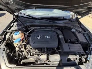 2017 Volkswagen Passat 1.8T SE