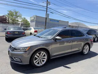 2017 Volkswagen Passat 1.8T SE