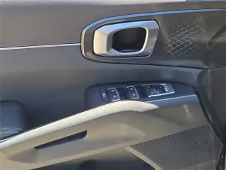 Kia Sorento 2025 LX 4dr SUV