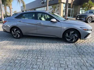 Hyundai ELANTRA 2026 Limited 4dr Sedan