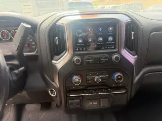 Chevrolet Silverado 1500 2019 4x2 LT 4dr Crew Cab 5.8 ft. SB