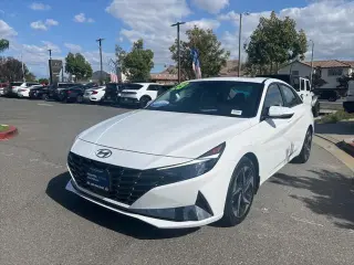 Hyundai ELANTRA Hybrid 2023 Limited 4dr Sedan