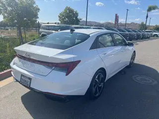 Hyundai ELANTRA Hybrid 2023 Limited 4dr Sedan