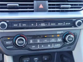 Kia Niro 2020 Touring Special Edition 4dr Crossover