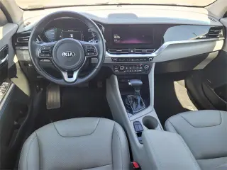 Kia Niro 2020 Touring Special Edition 4dr Crossover
