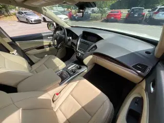 Acura MDX 2017 4dr SUV