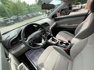 Hyundai ELANTRA 2019 SE 4dr Sedan 6M