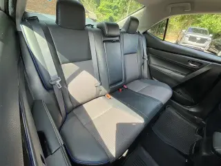 Toyota Corolla 2018 SE 4dr Sedan 6M