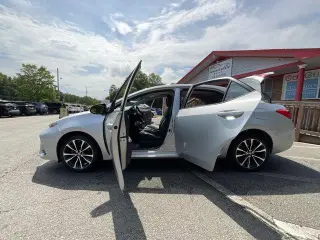 Toyota Corolla 2018 SE 4dr Sedan 6M