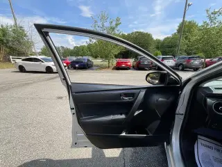 Toyota Corolla 2018 SE 4dr Sedan 6M