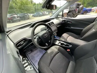 Toyota Prius 2021 L Eco 4dr Hatchback