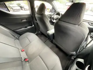 Toyota C-HR 2019 LE 4dr Crossover