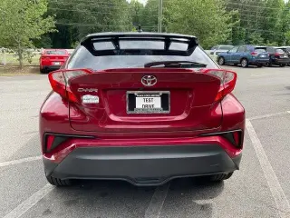 Toyota C-HR 2019 LE 4dr Crossover