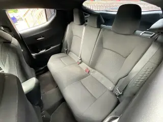 Toyota C-HR 2019 LE 4dr Crossover